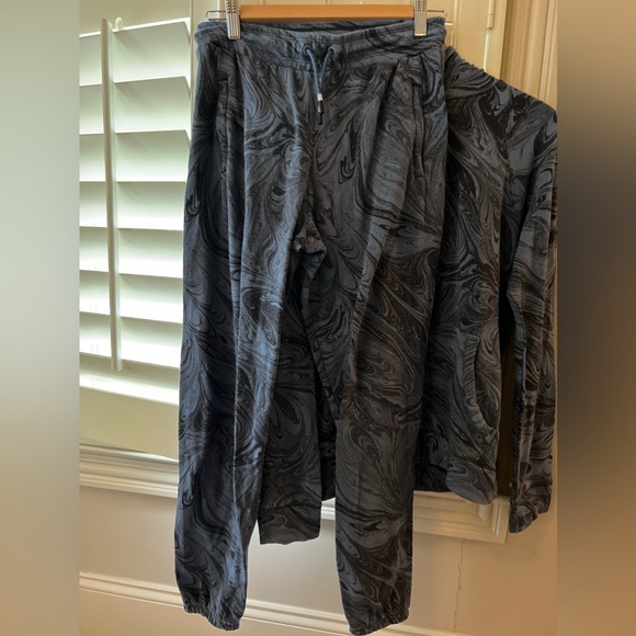 Athleta Girl Matching Sweatsuit XXL - Picture 4 of 4